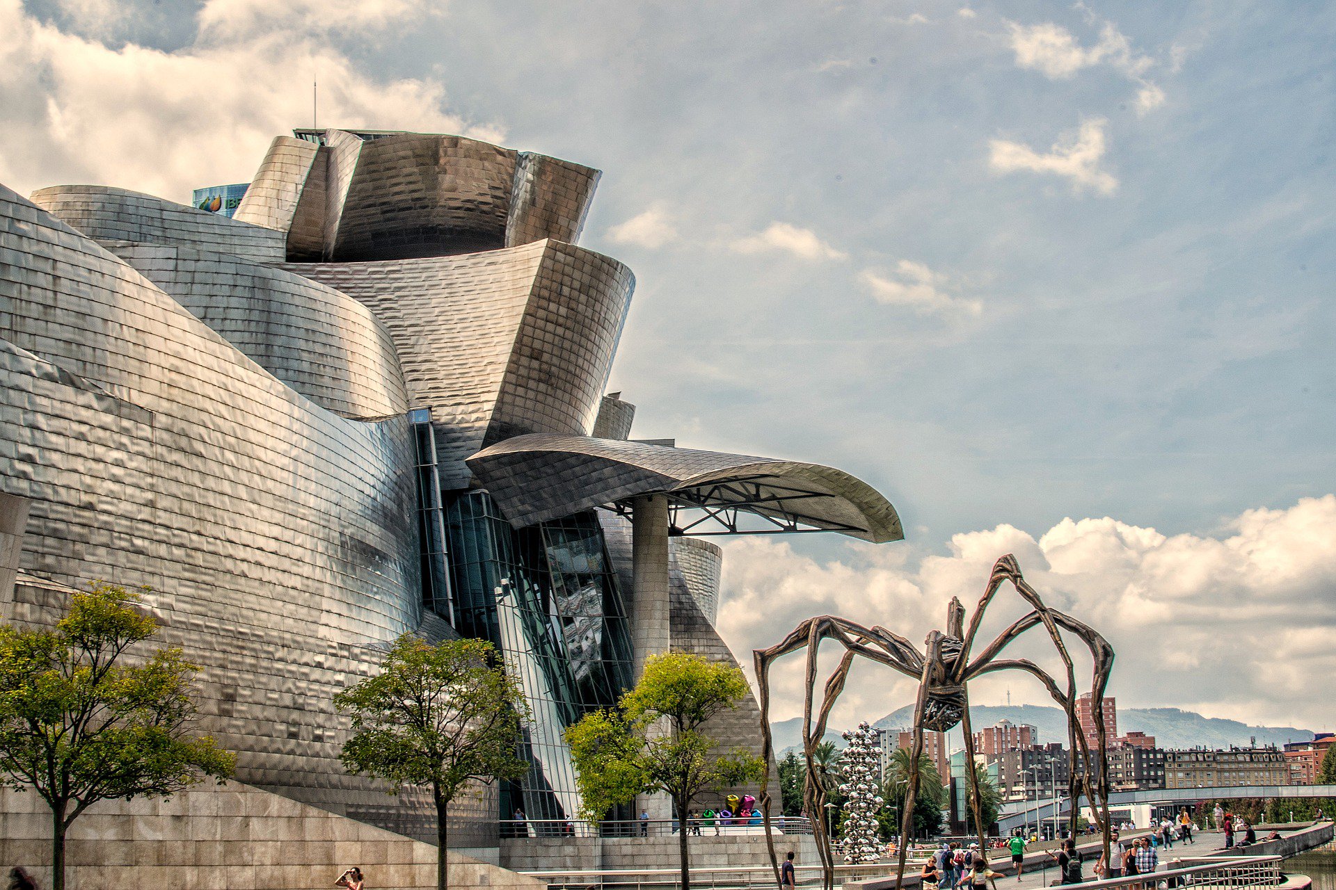 Museu Guggenheim em Bilbao - Espanha