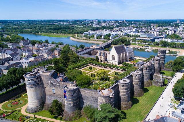Road Trip pelo Vale do Loire, Dia 2: Os castelos e as torres de Angers