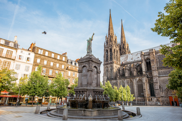 Road Trip pelo Vale do Rio Dordogne, Dia 1: As raízes históricas de Clermont-Ferrand